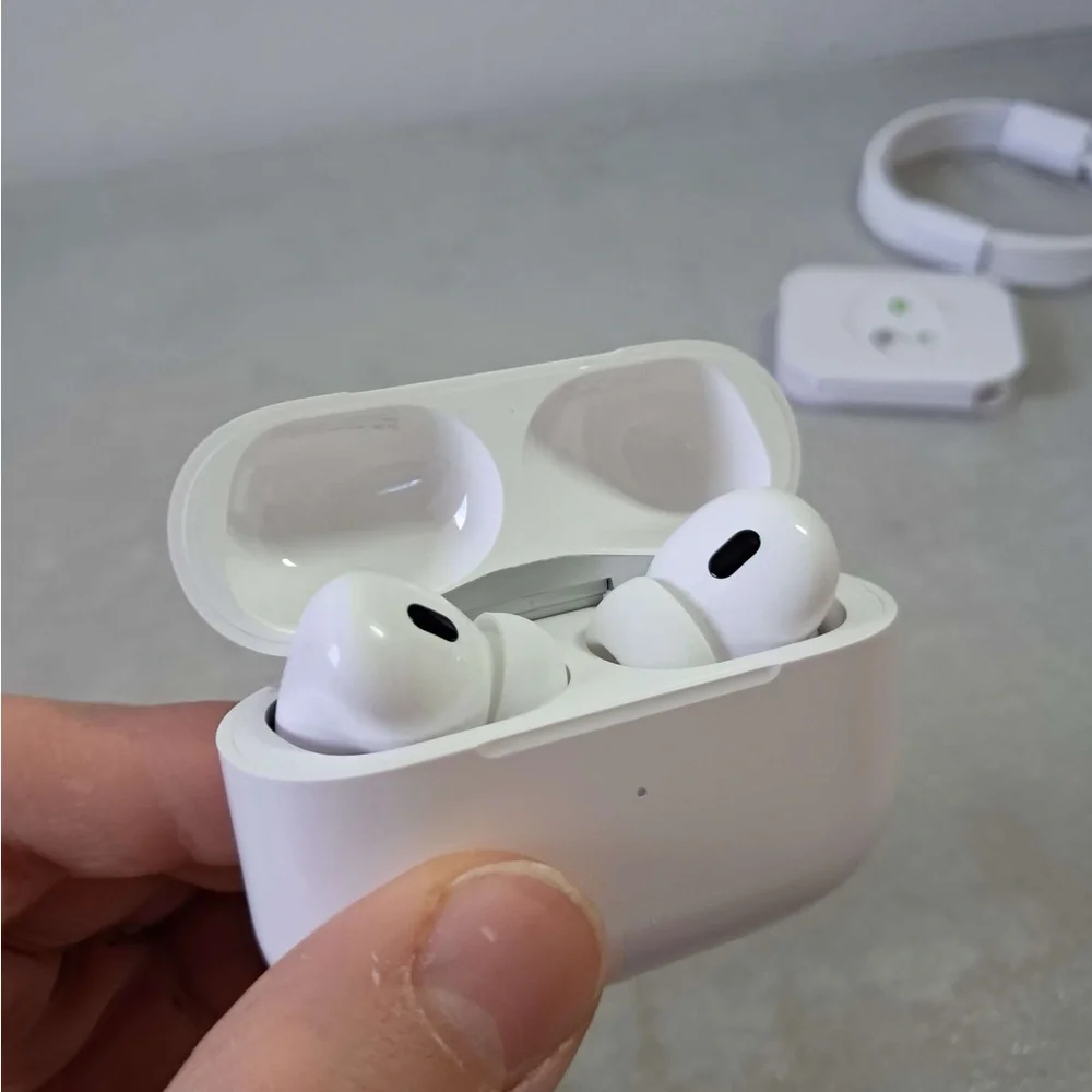 AirPods
